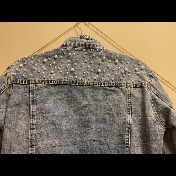 Pearl Denim Jean Jacket - Picture 2 of 5